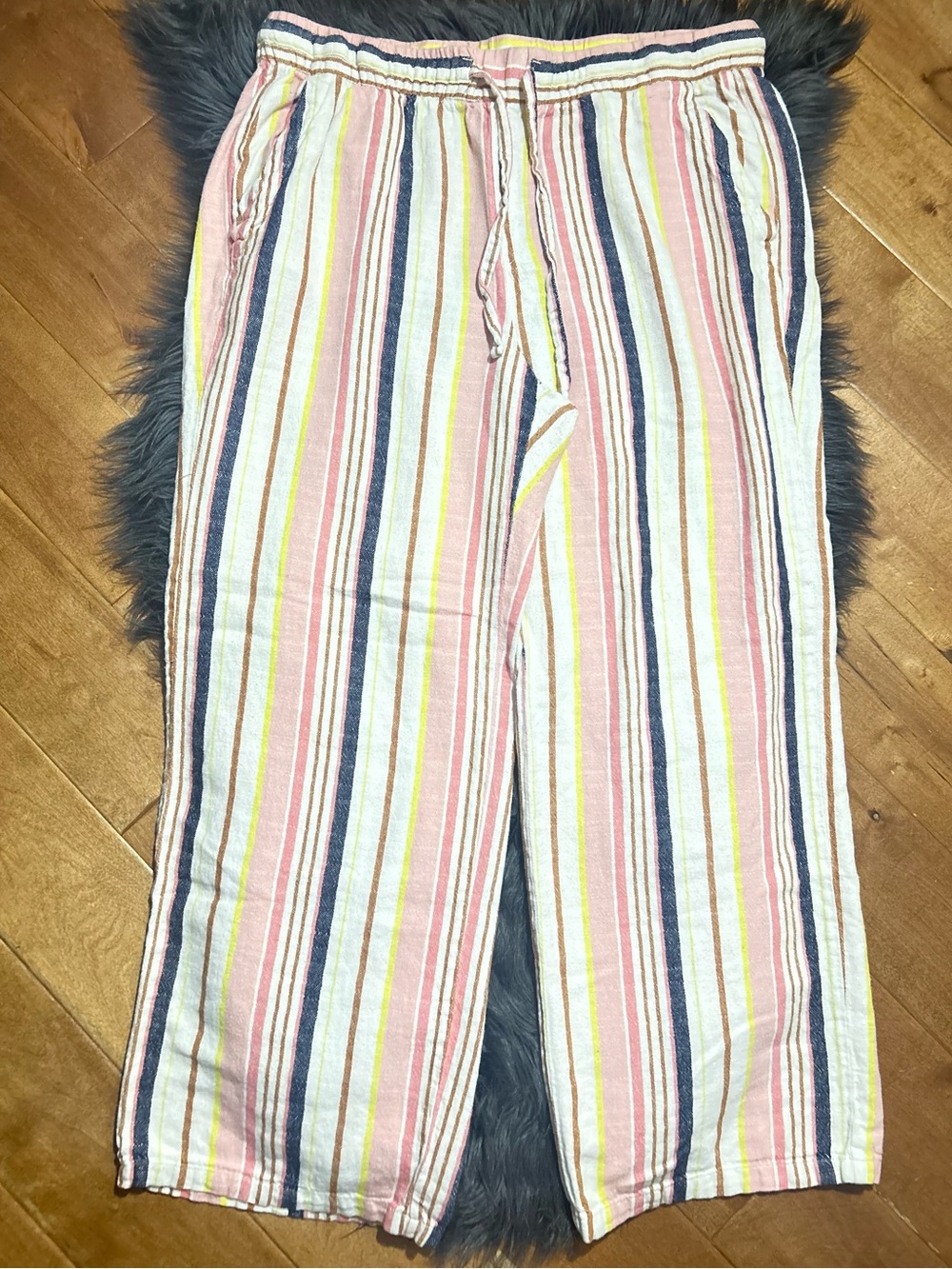 Old Navy High-Waisted Linen-Blend Wide-Leg Pants Size Large - Picture 2 of 4